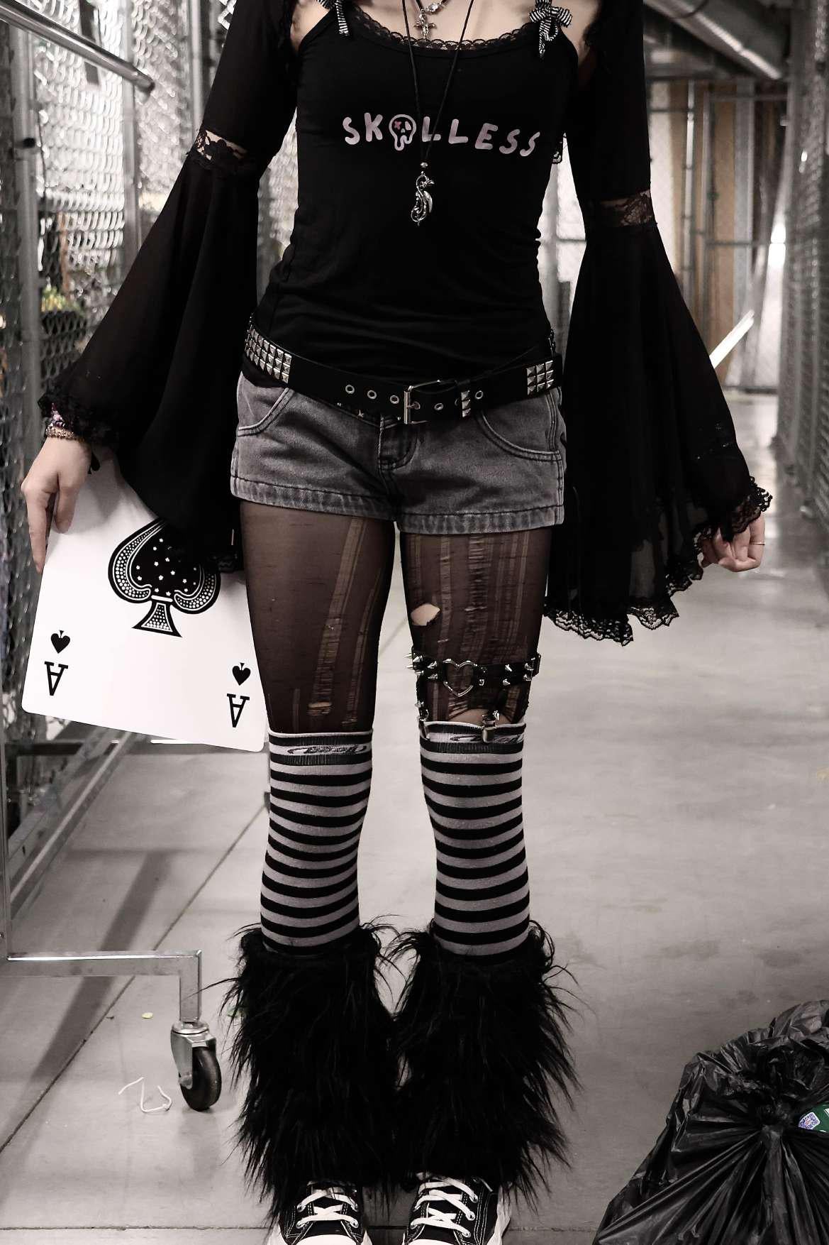 Skulless Classic Tank